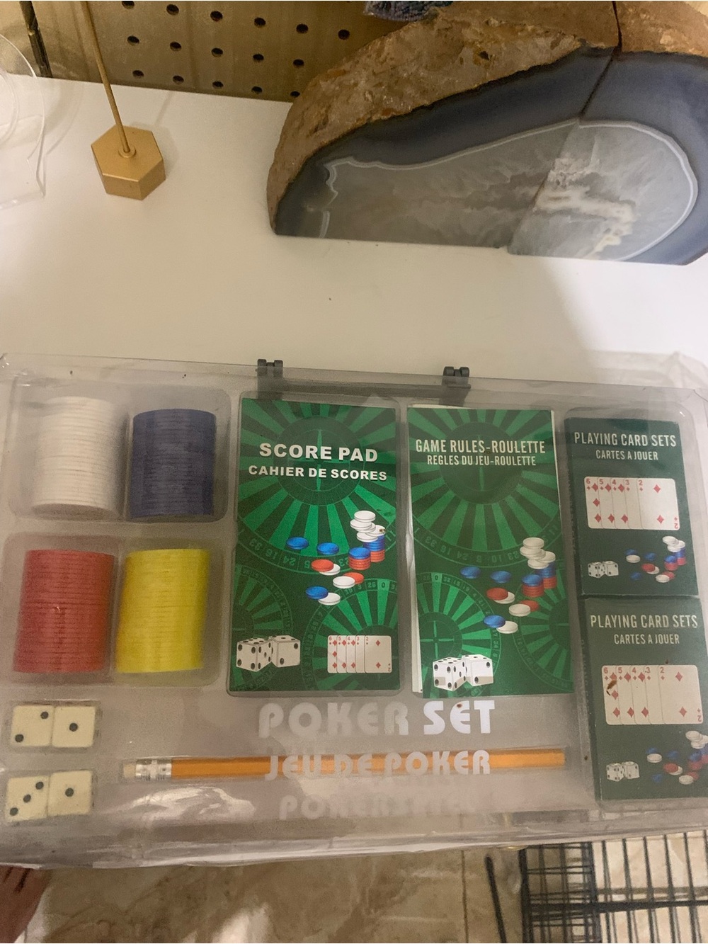 Amazon Poker Set with Green Score Pad and Multicolored Chips